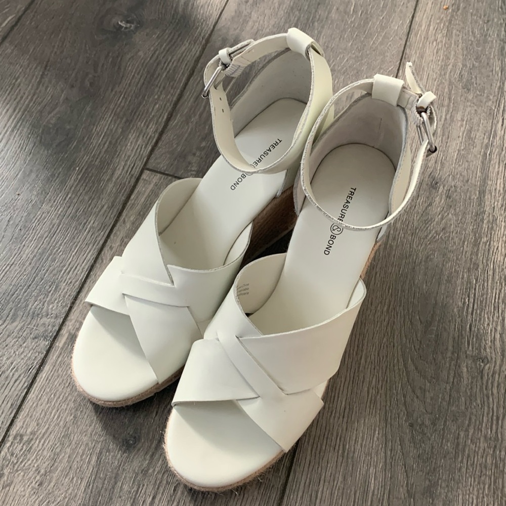 Treasure and bond leather espadrille white sandal wedges size 10